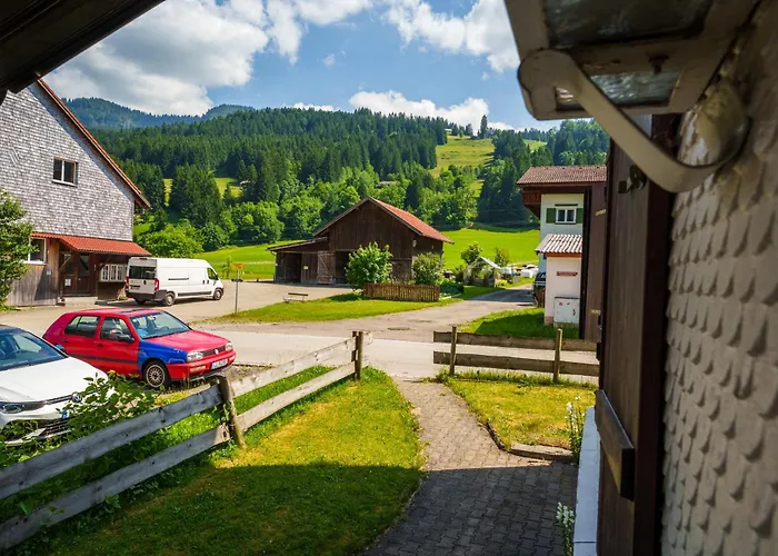 Apartament Direkt Am Wanderweg, Im Allgaeu Nahe *